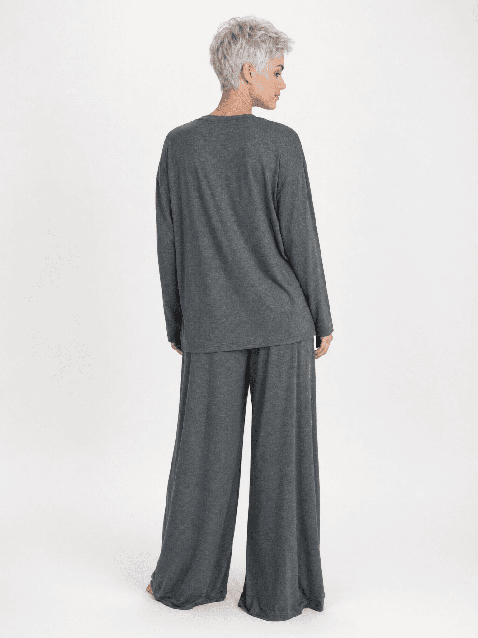 Grafitowy longsleeve bambusowy Nina — zdjęcie 5