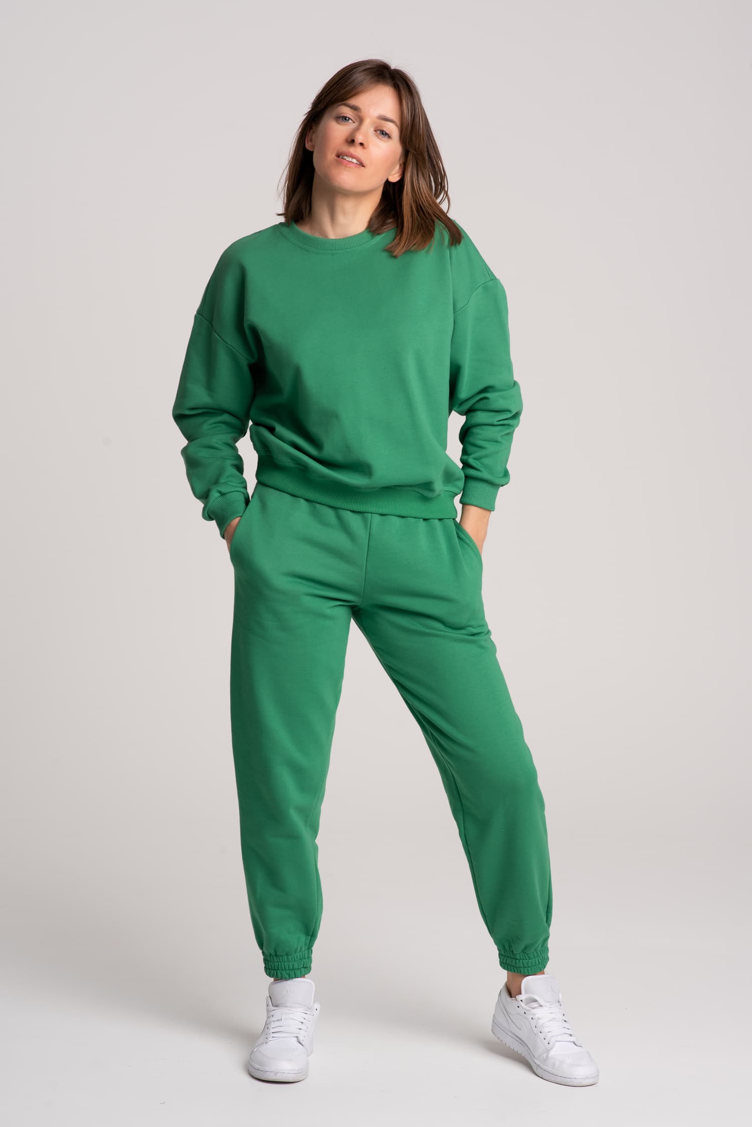 Dresy damskie: bluza + spodnie – zielone - widok 2