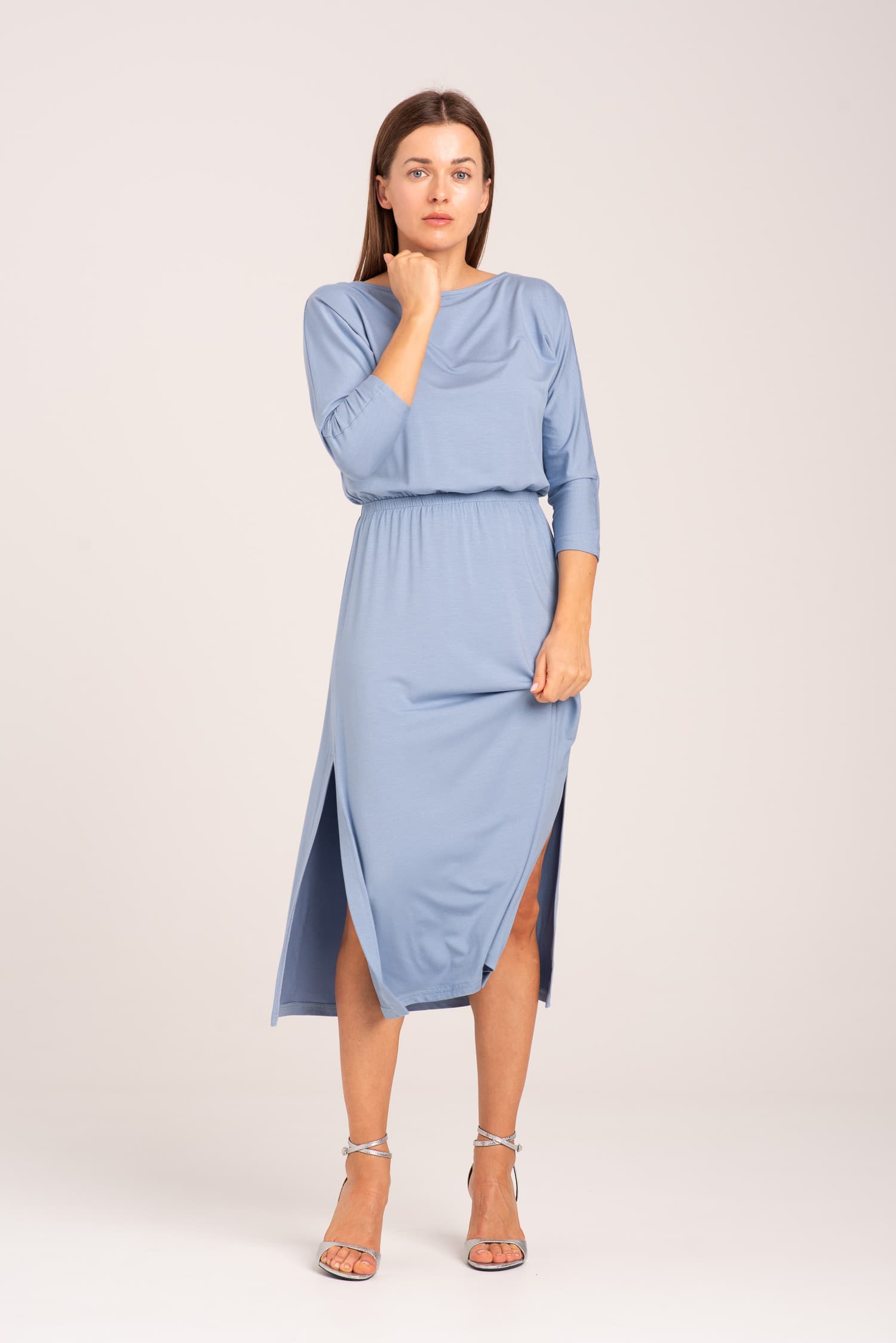 Niebieska sukienka z modalu Hot As Hell - zdjęcie 7