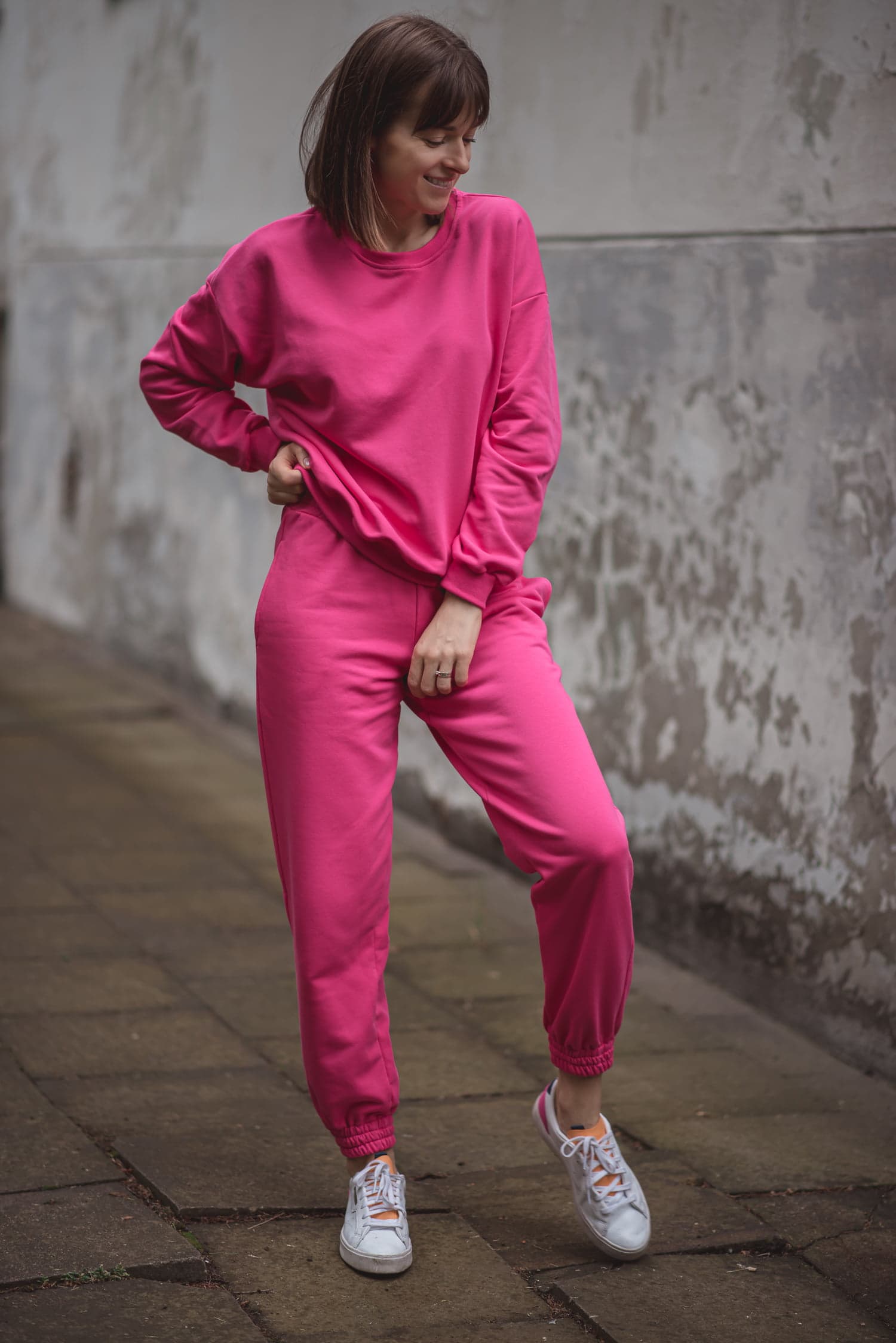 Dresy damskie: bluza + spodnie – fuksja - widok 2