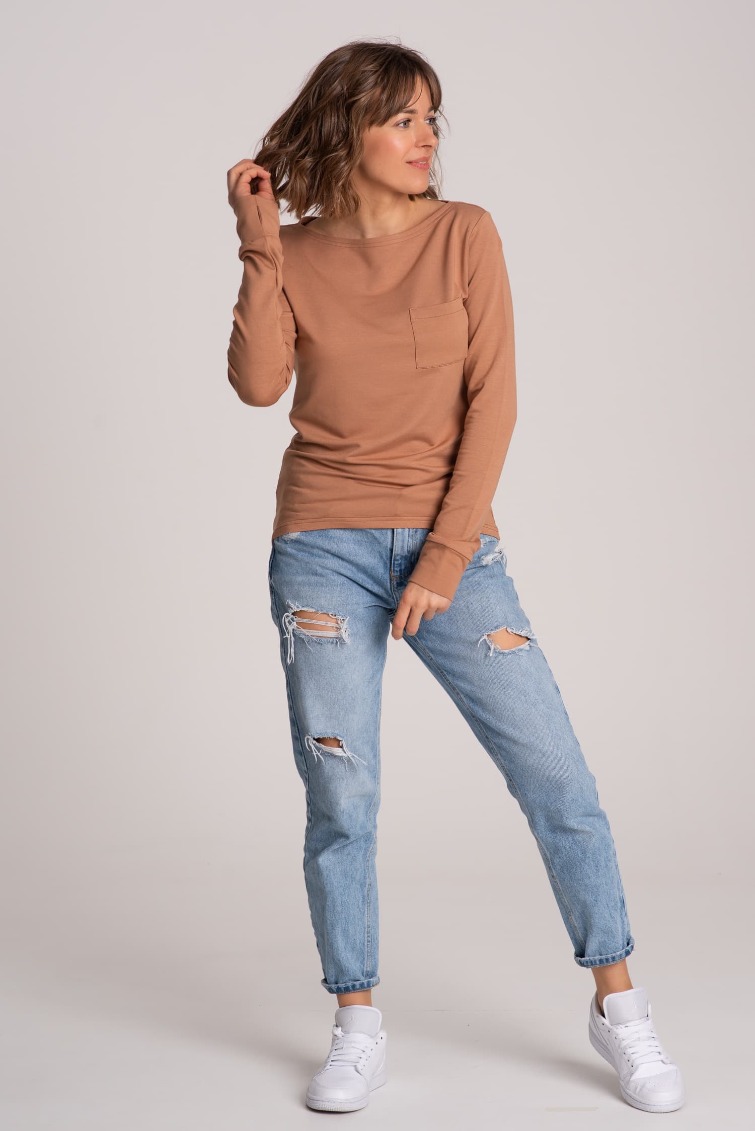 Longsleeve z kieszonką BASIC – camel