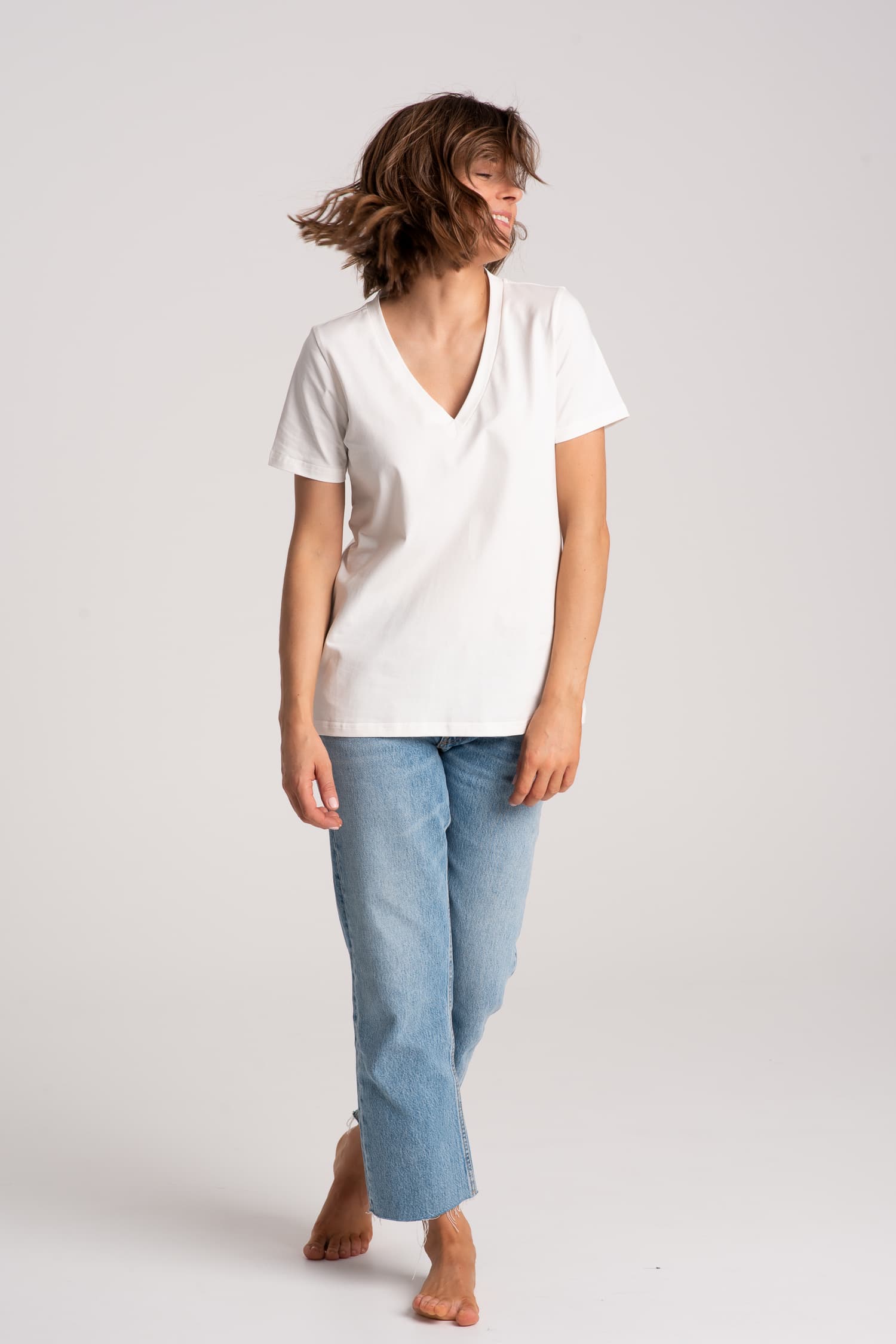 T-shirt BASIC V Biały