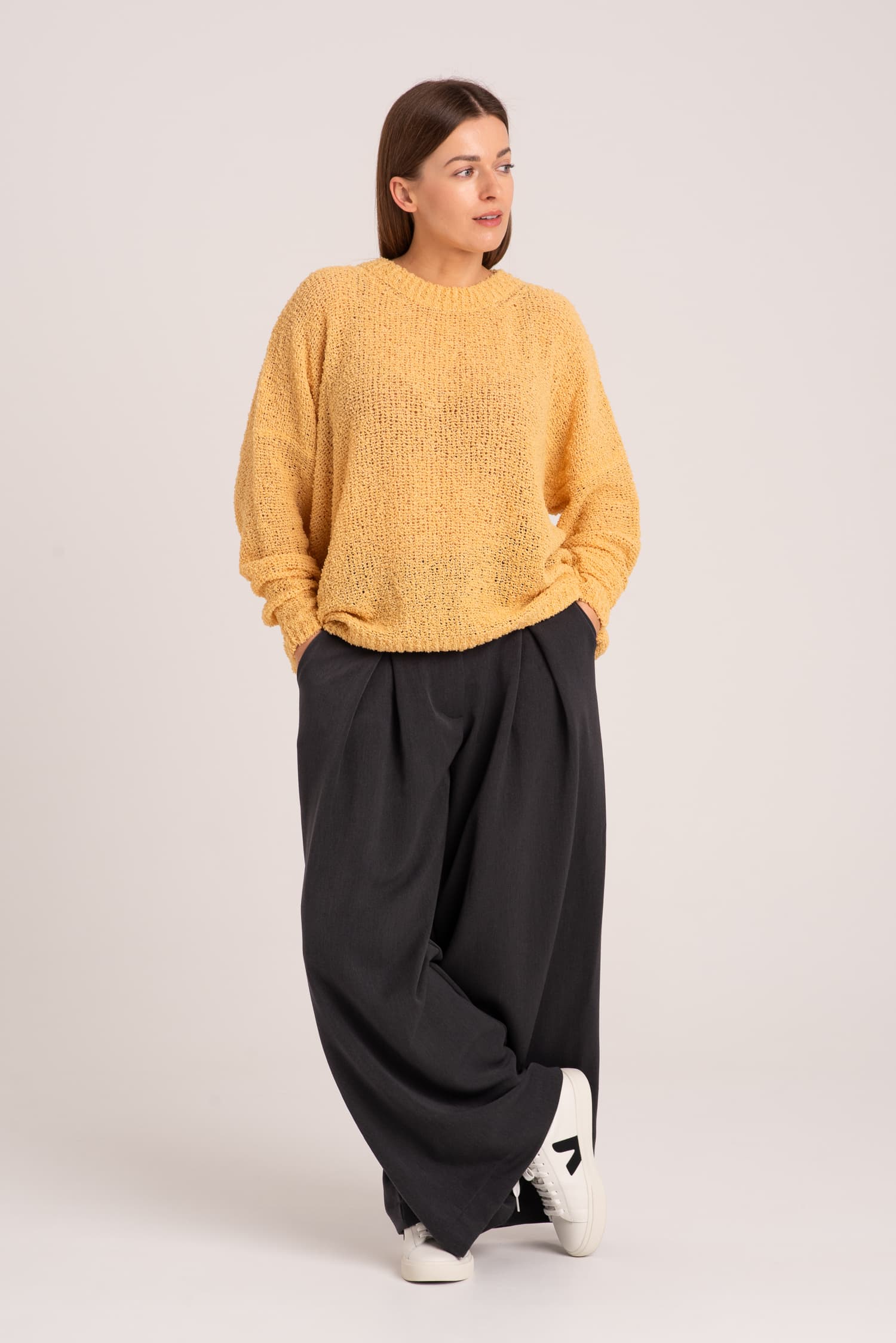 Żółty sweter oversize Suzie