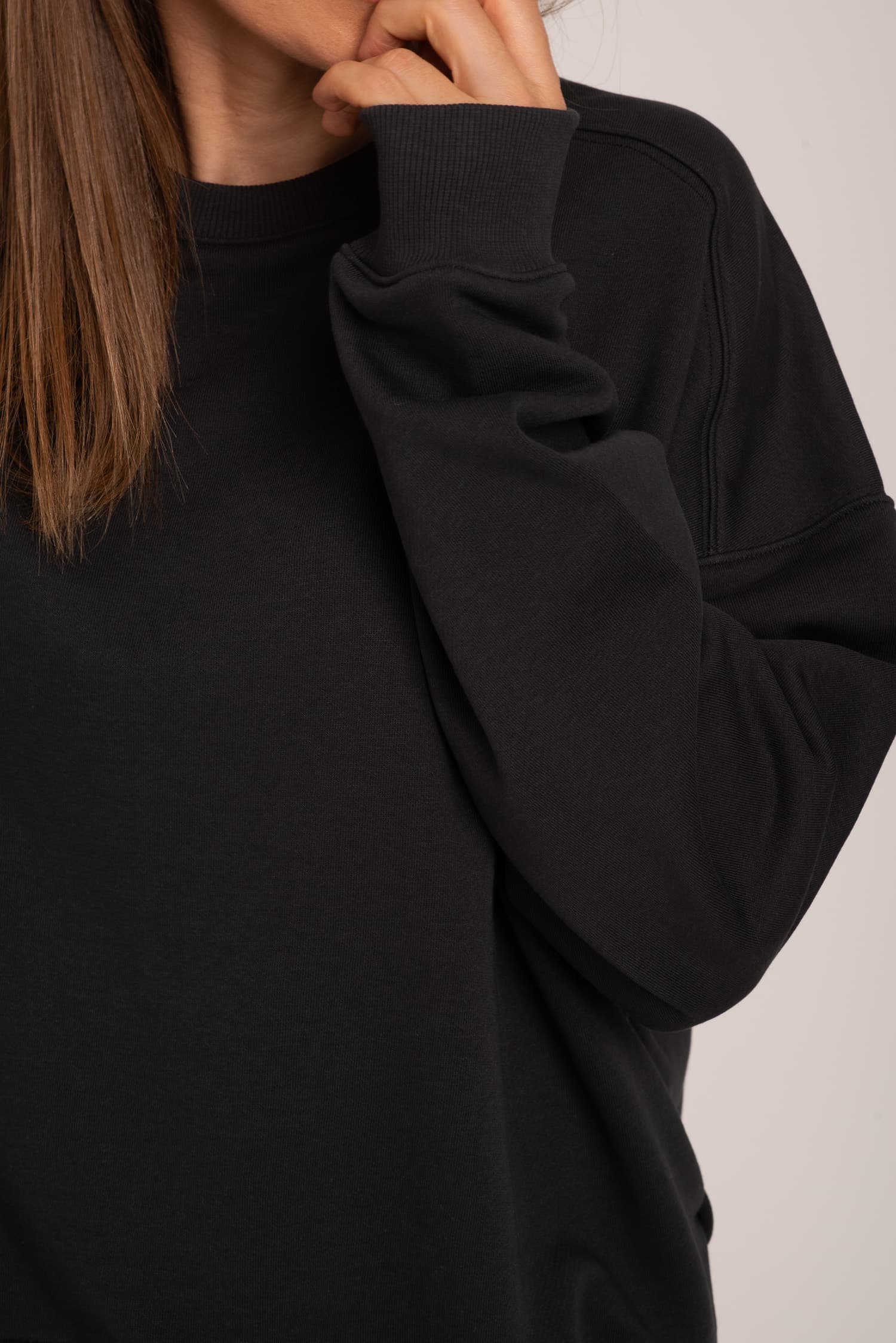 Grafitowa bluza dresowa Nora - zdjęcie 6