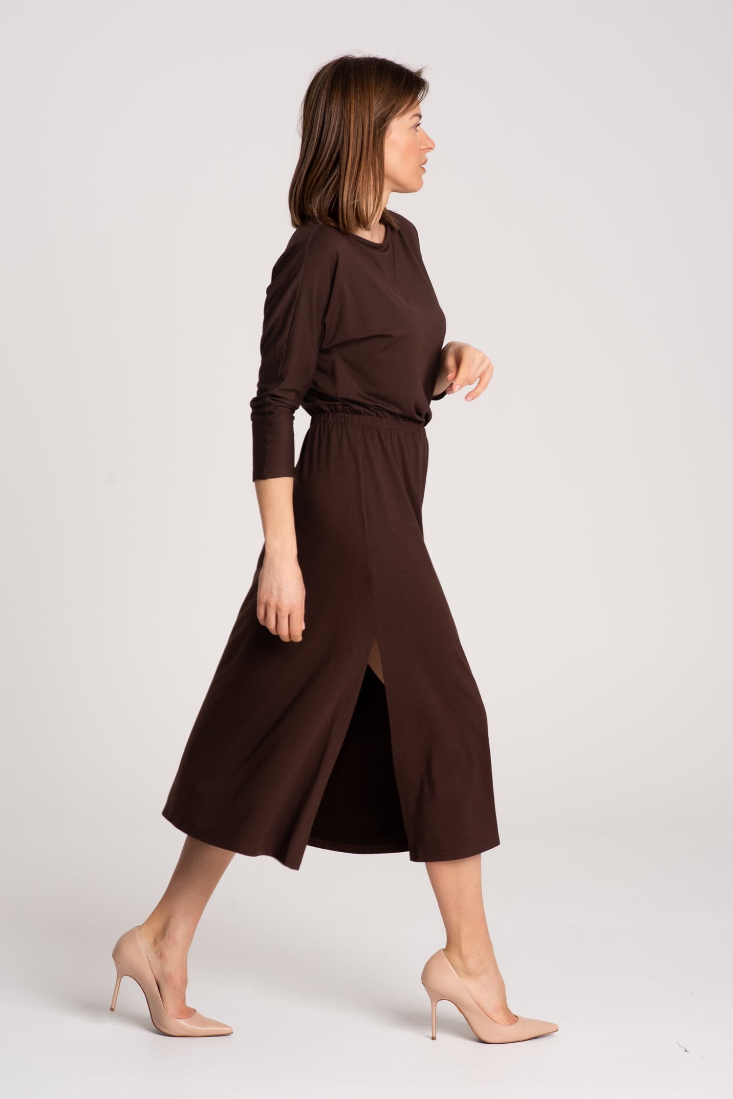 Brązowa sukienka z modalu Hot As Hell - zdjęcie 3