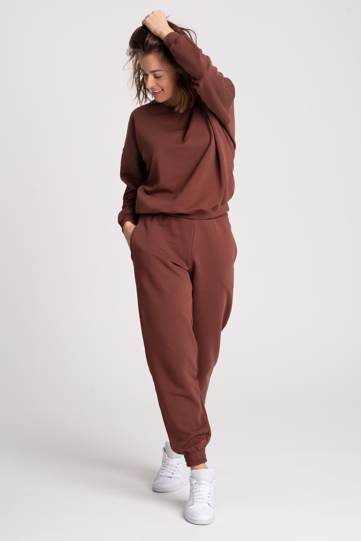 Dresy damskie: bluza + spodnie –brąz