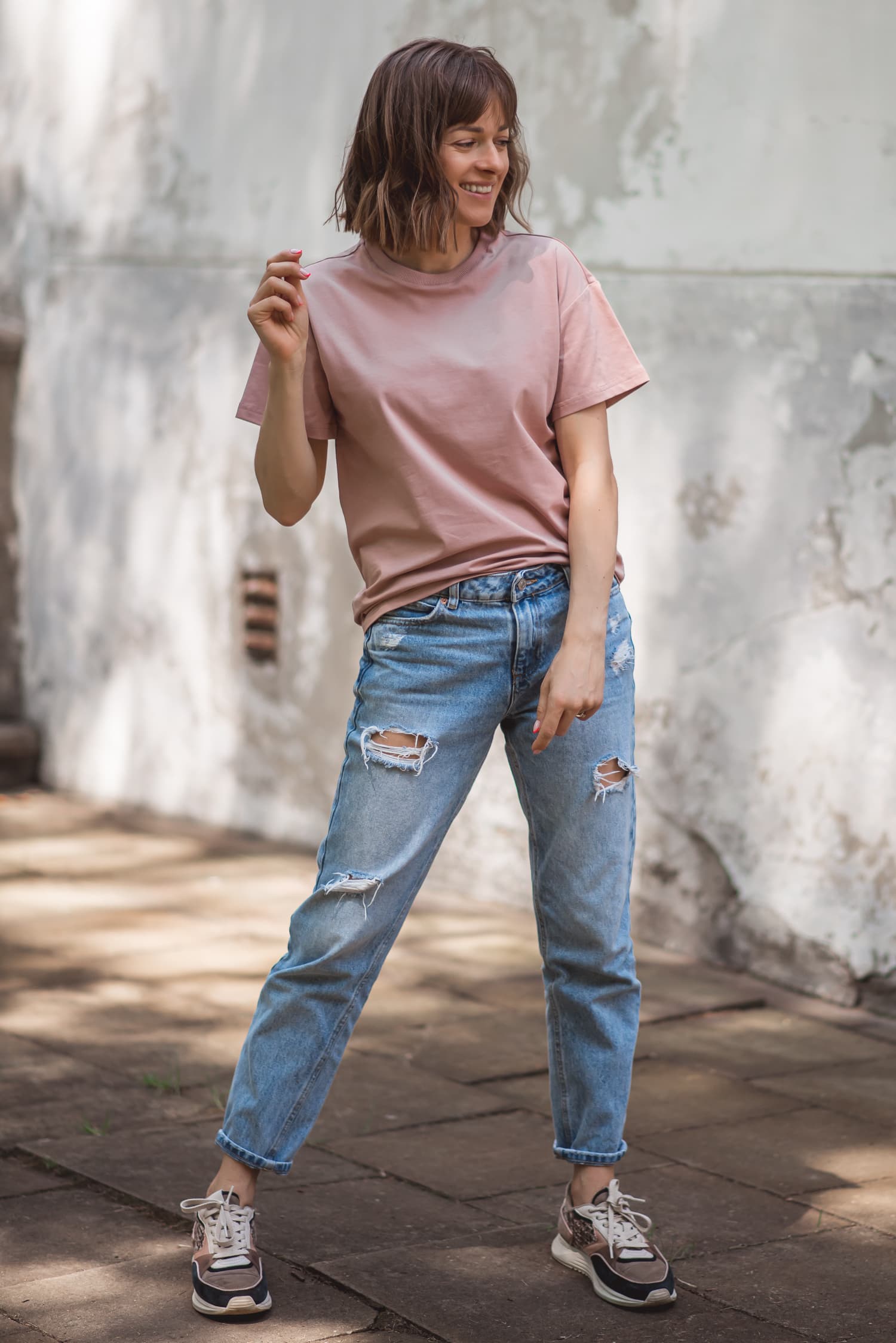 T-shirt klasyczny BASIC – Róż - zdjęcie 3