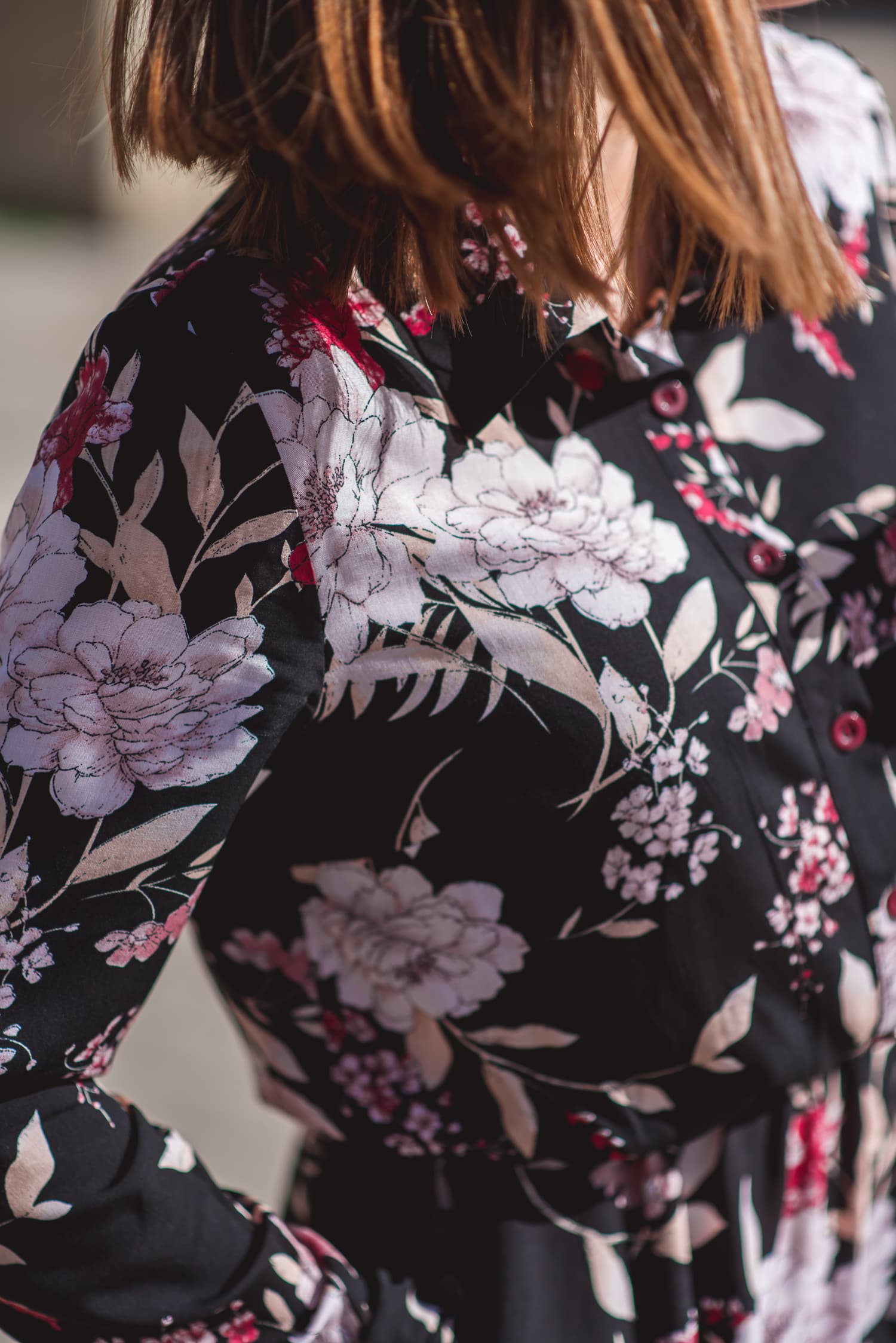 Sukienka koszulowa NONAME –  czarny - zdjęcie 4