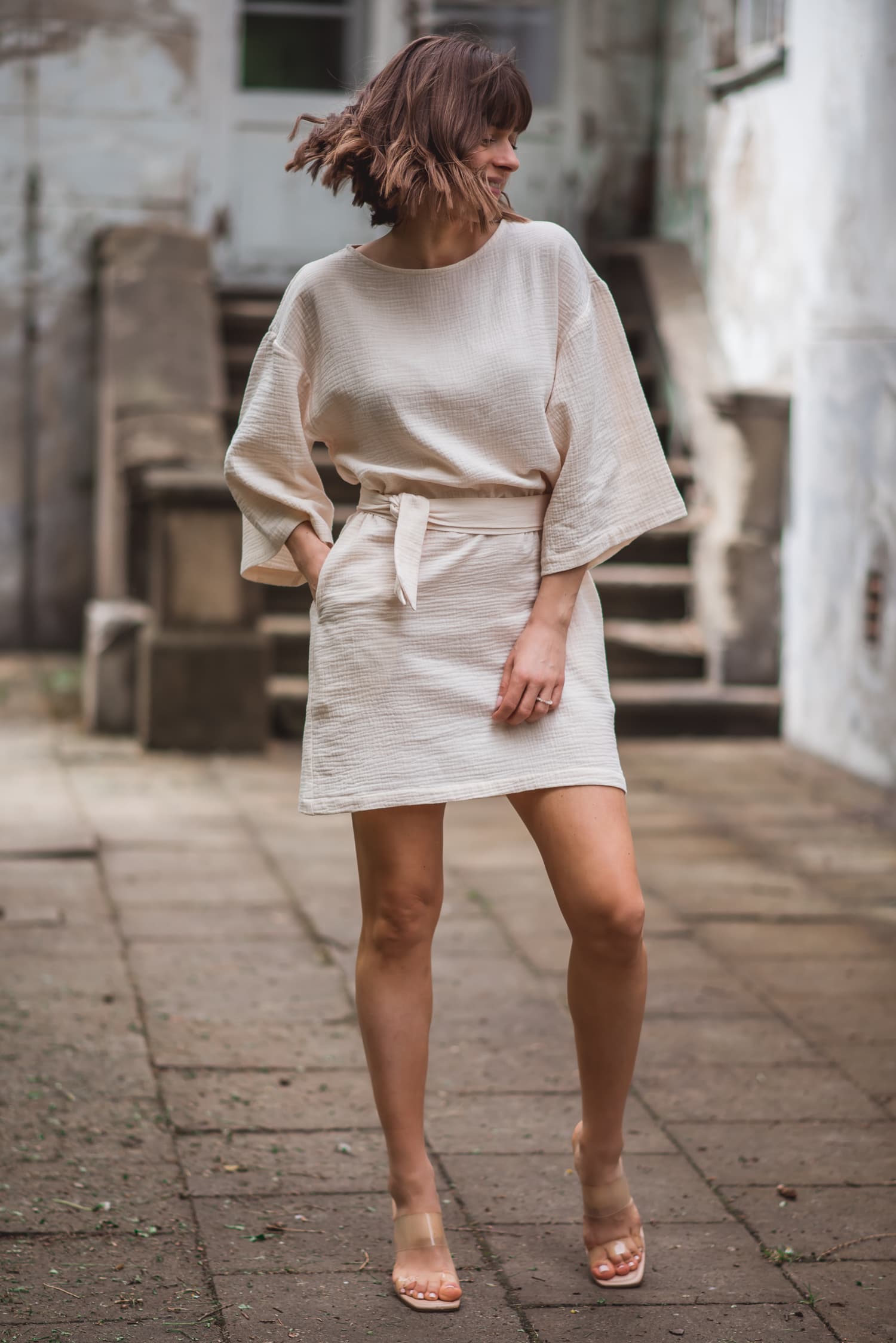 Sukienka muślinowa MAGIC śmietankowa - widok 2