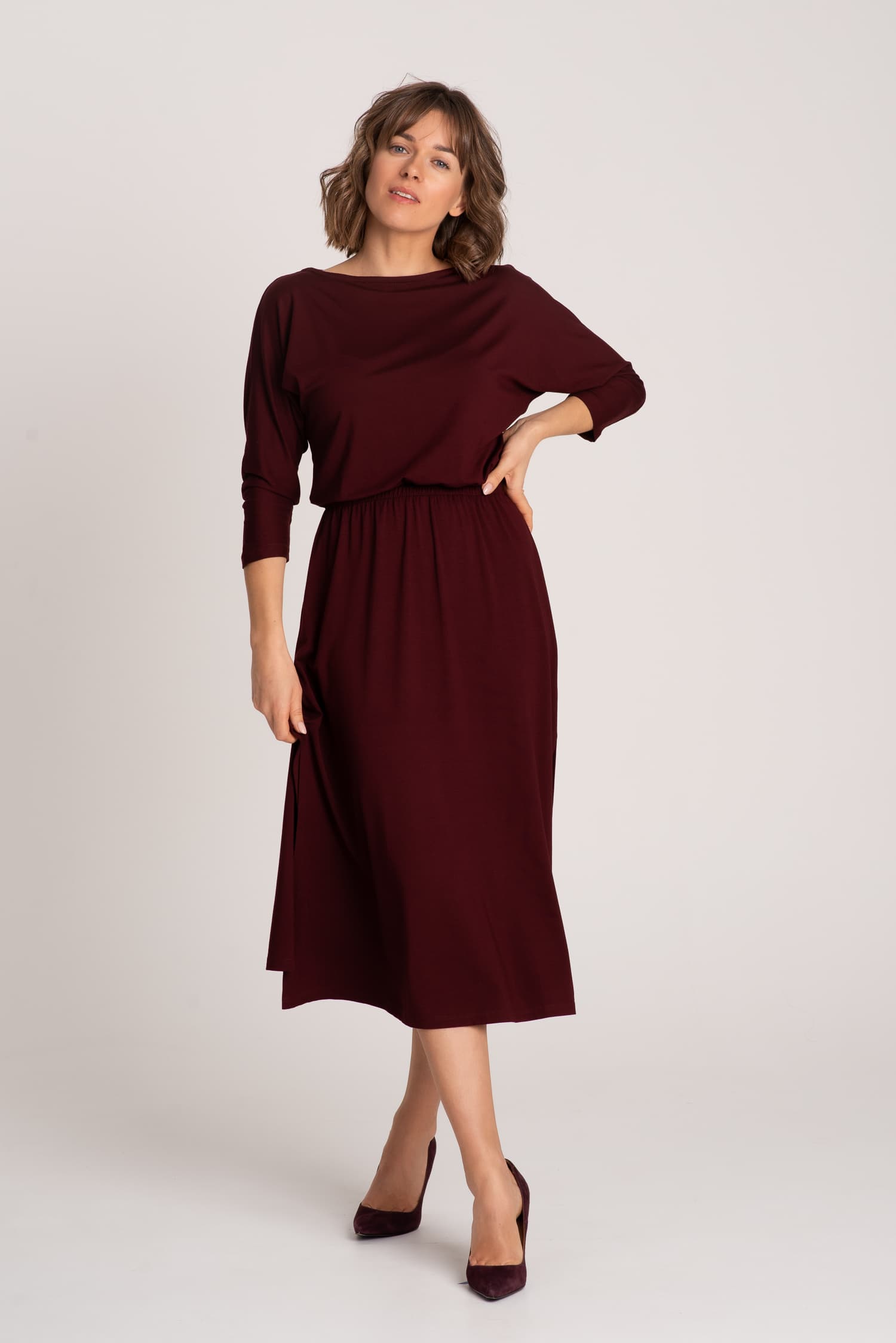 Bordowa sukienka Hot As Hell - zdjęcie 3