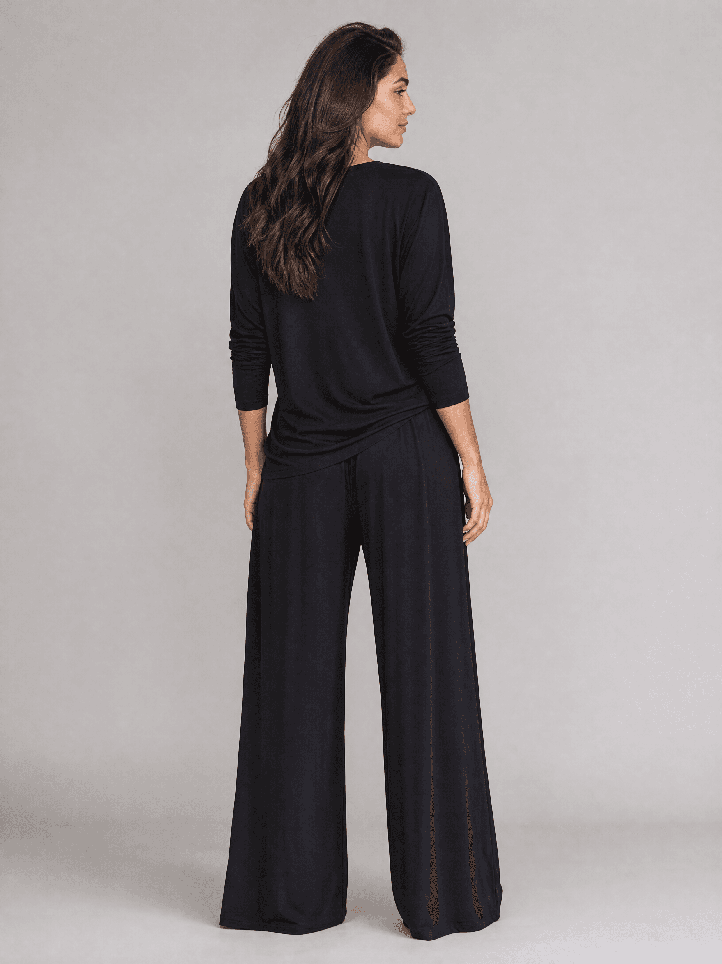 Czarny longsleeve bambusowy Nina — zdjęcie 6