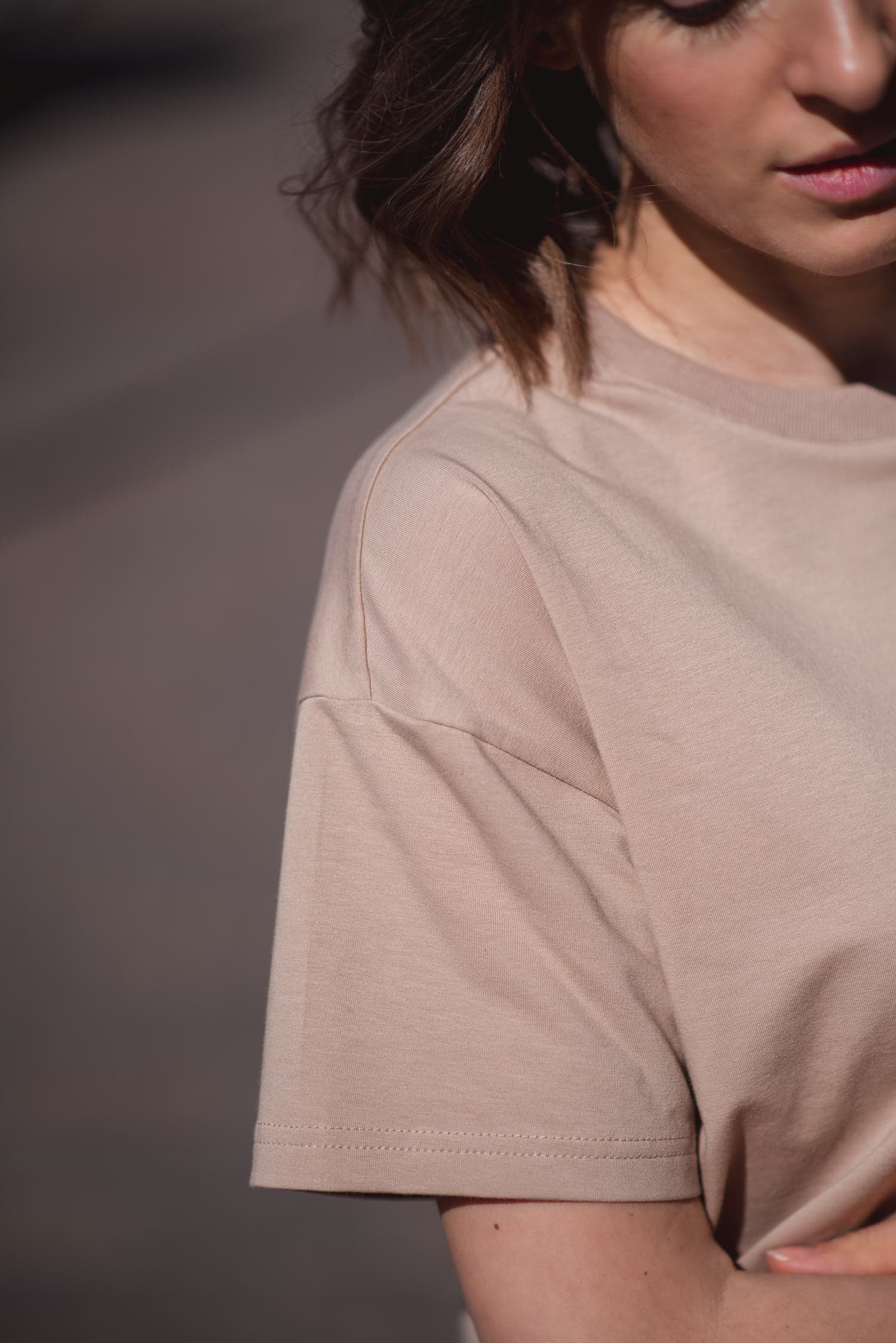 T-shirt klasyczny BASIC – cielisty — zdjęcie 4
