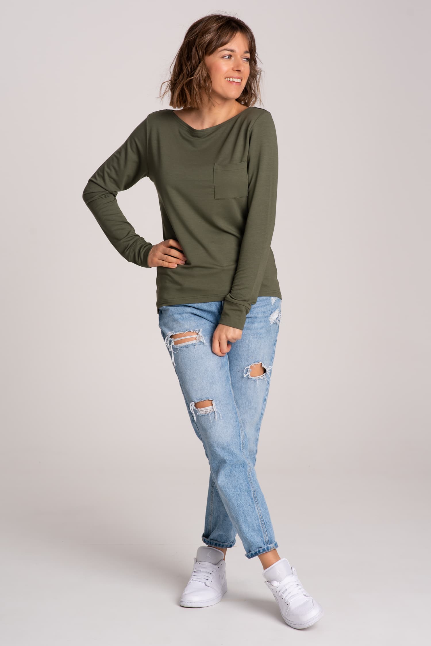 Longsleeve z kieszonką BASIC – khaki — zdjęcie 3