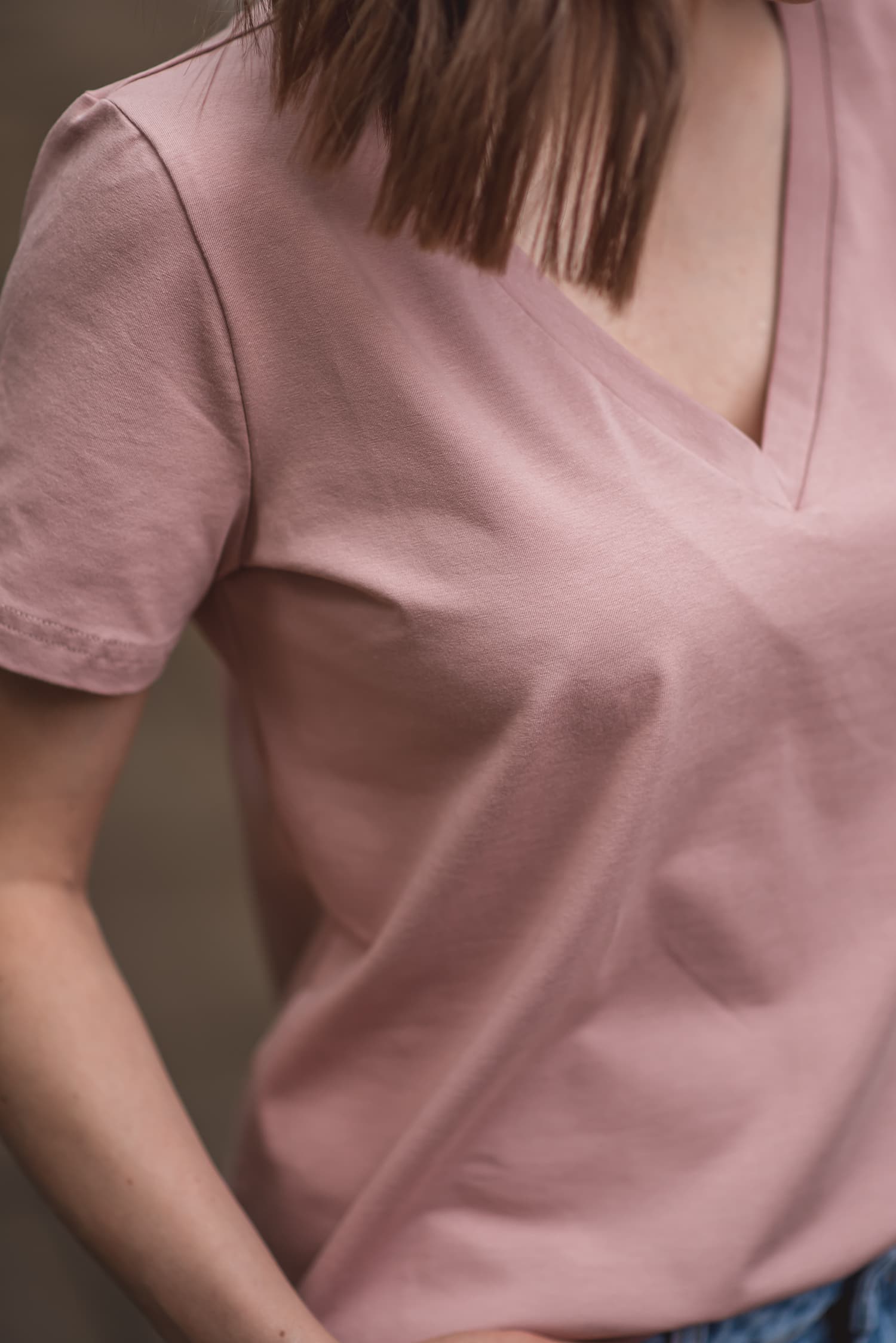 T-shirt BASIC V Róż — zdjęcie 2