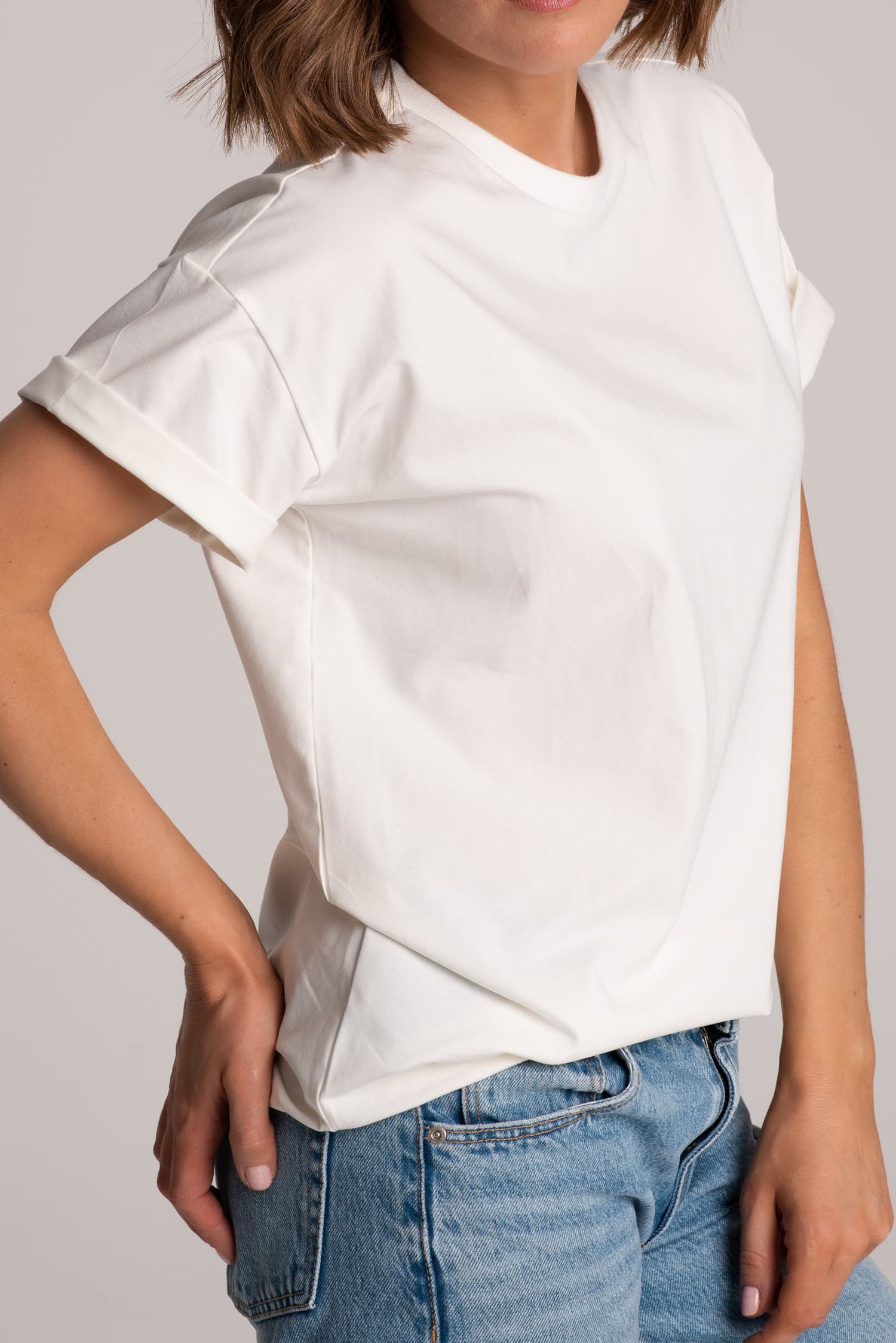 T-shirt klasyczny BASIC – biały — zdjęcie 4