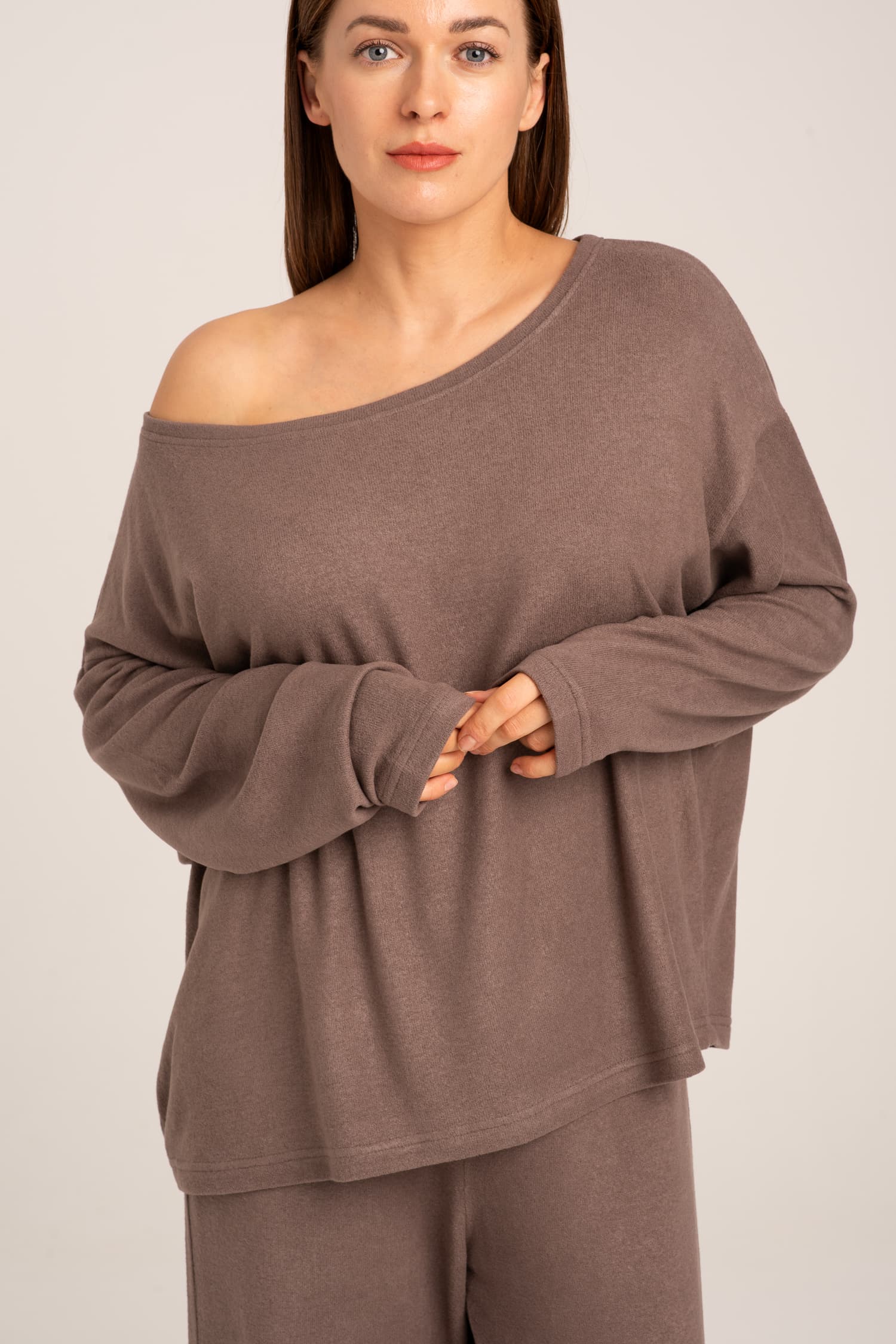 Brązowy longsleeve Clara — zdjęcie 5