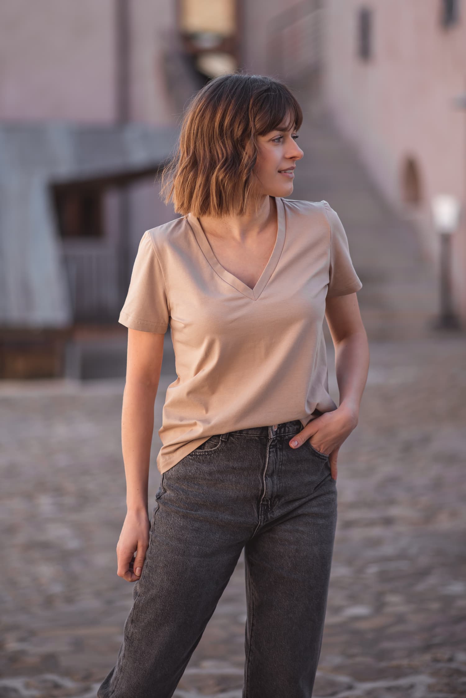 T-shirt BASIC V - cielisty — zdjęcie 2