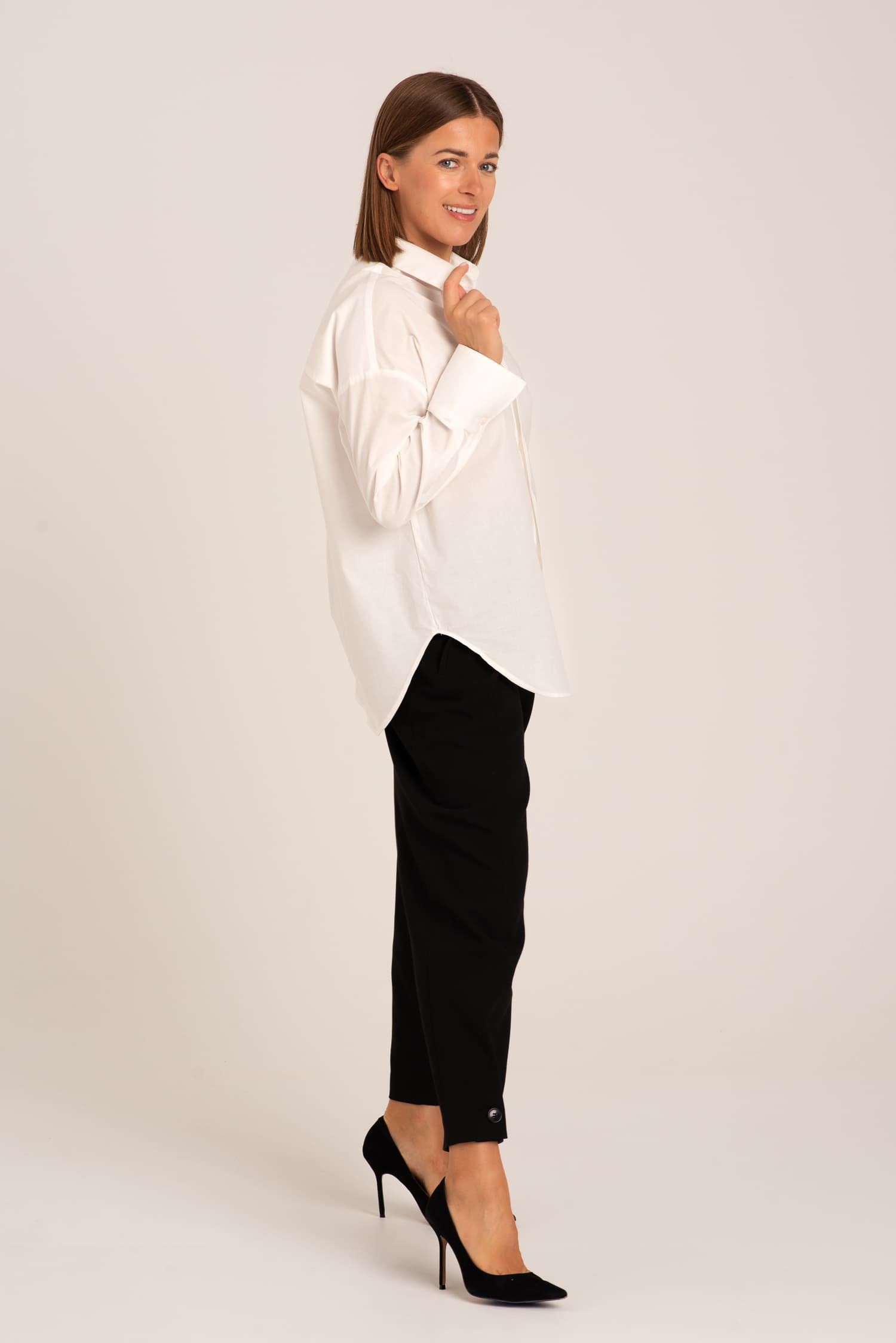 Biała bawełniana koszula oversize Laure — zdjęcie 3
