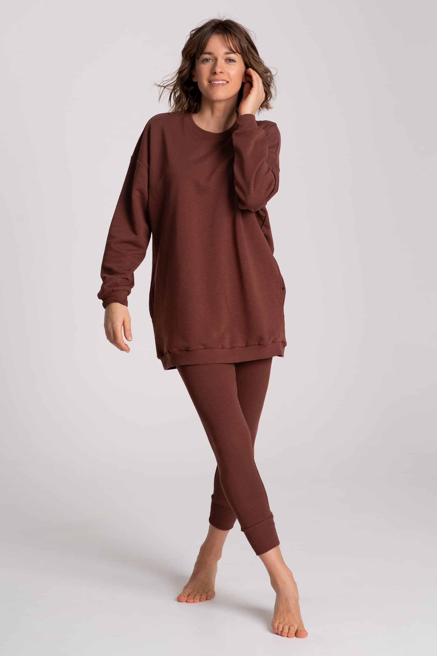 Legginsy prążkowane + długa bluza - brąz — zdjęcie 3