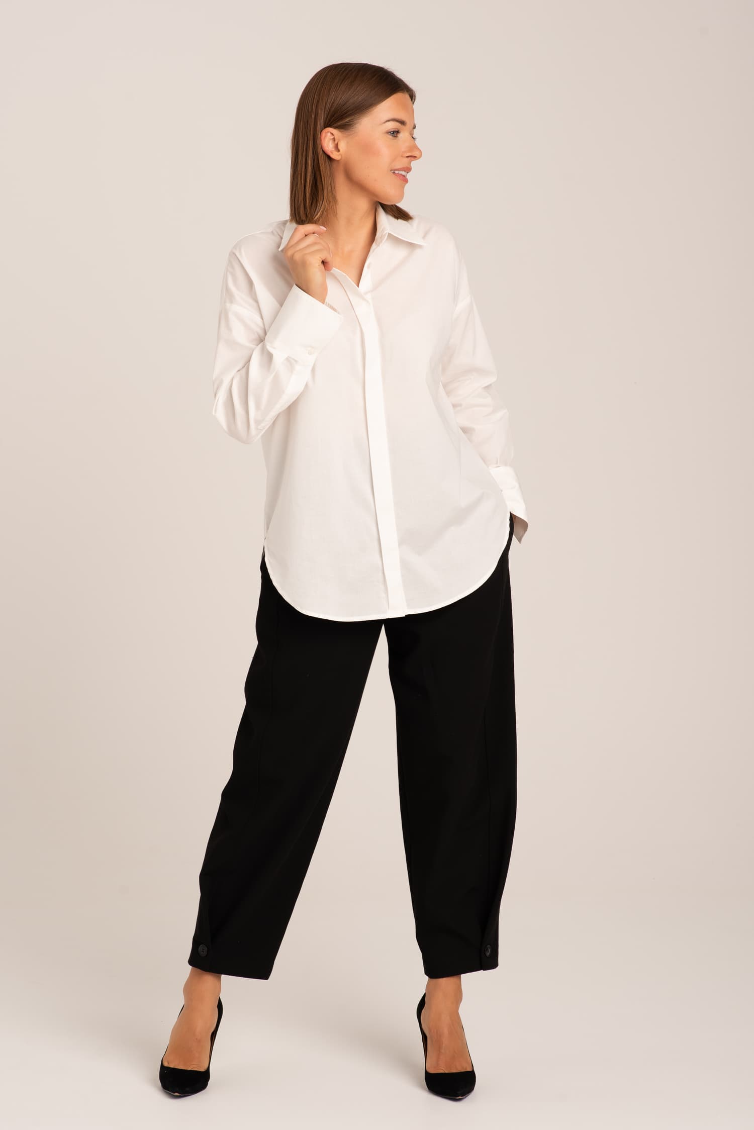 Biała bawełniana koszula oversize Laure — zdjęcie 5