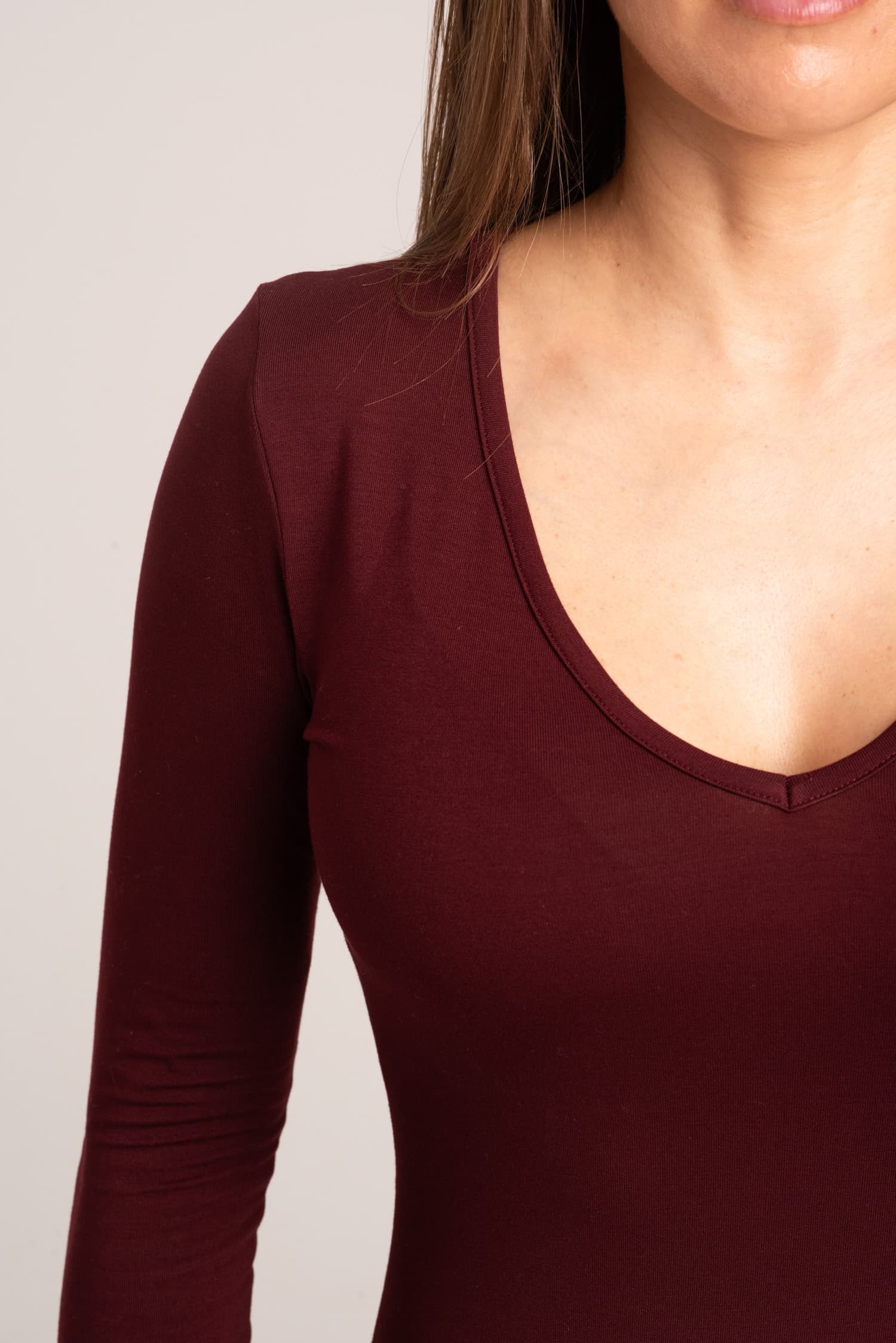 Bordowa sukienka z długim rękawem Antonia long - zdjęcie 4