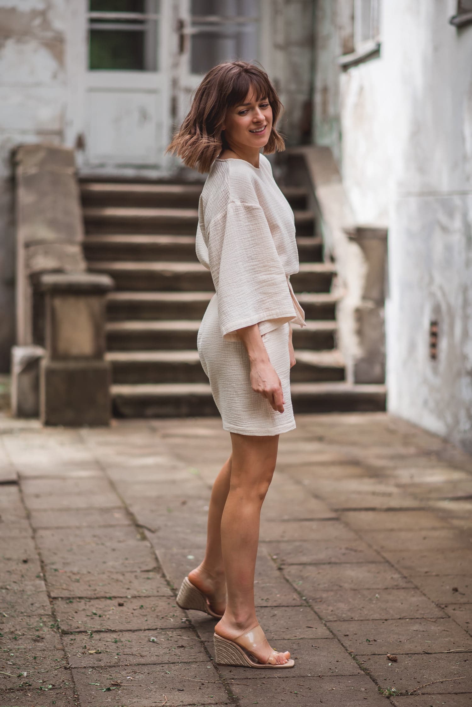 Sukienka muślinowa MAGIC śmietankowa - zdjęcie 4