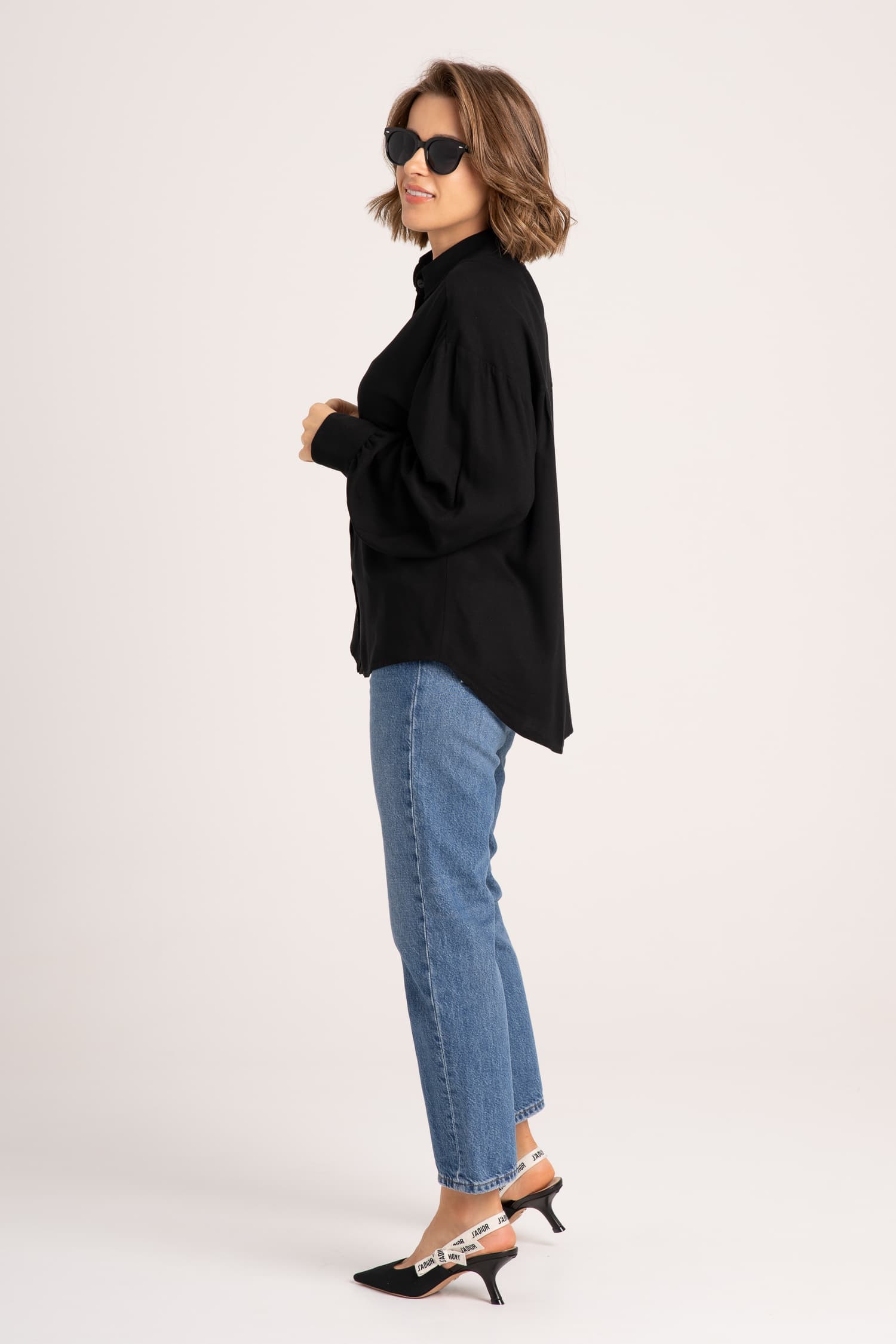 Czarna koszula z lejącej wiskozy Aurora - zdjęcie 9