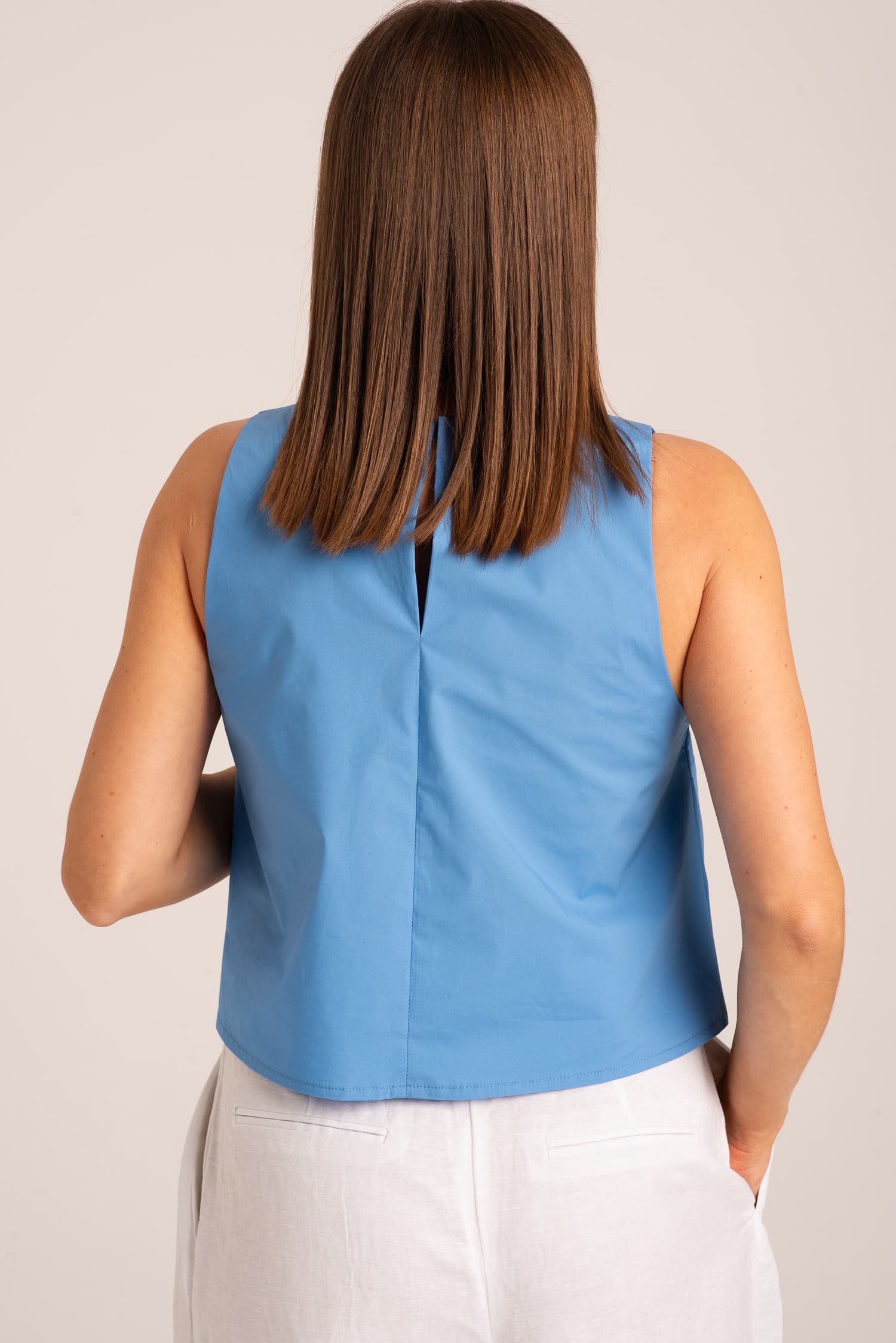 Niebieski top bez rękawów VERONA - zdjęcie 3