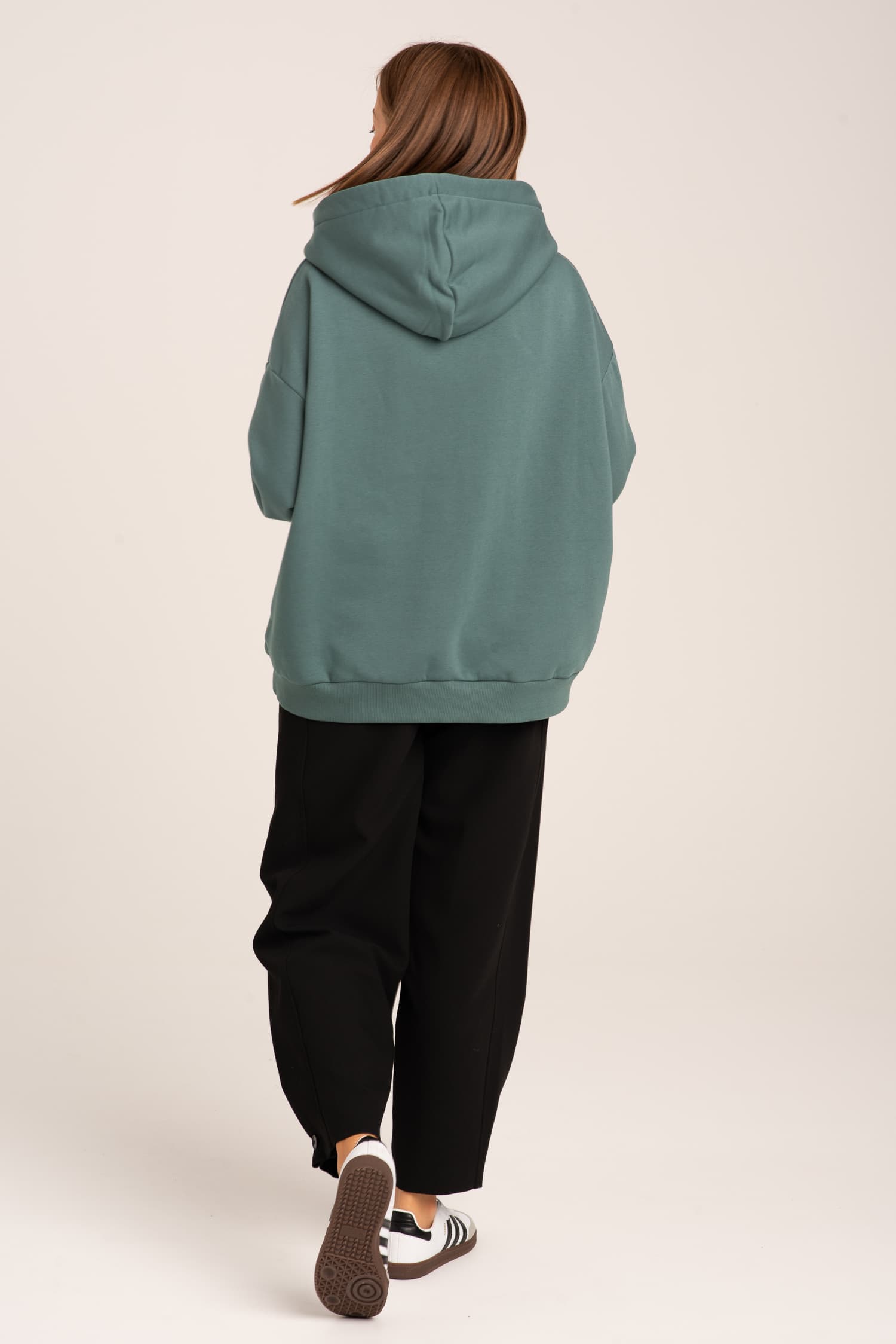 Zielona bluza dresowa z kapturem LOU - zdjęcie 4