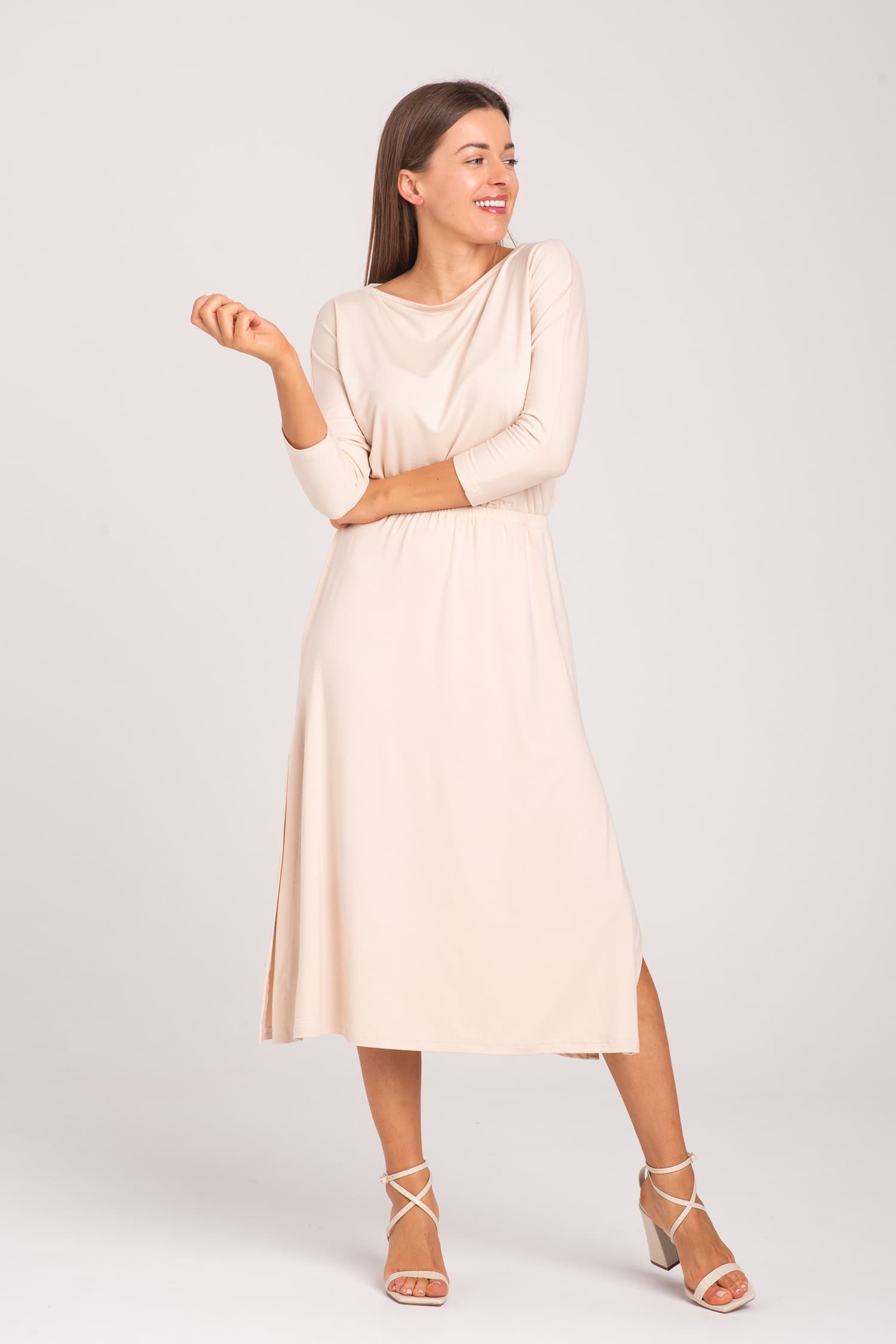 Kremowa sukienka z modalu Hot As Hell - zdjęcie 7