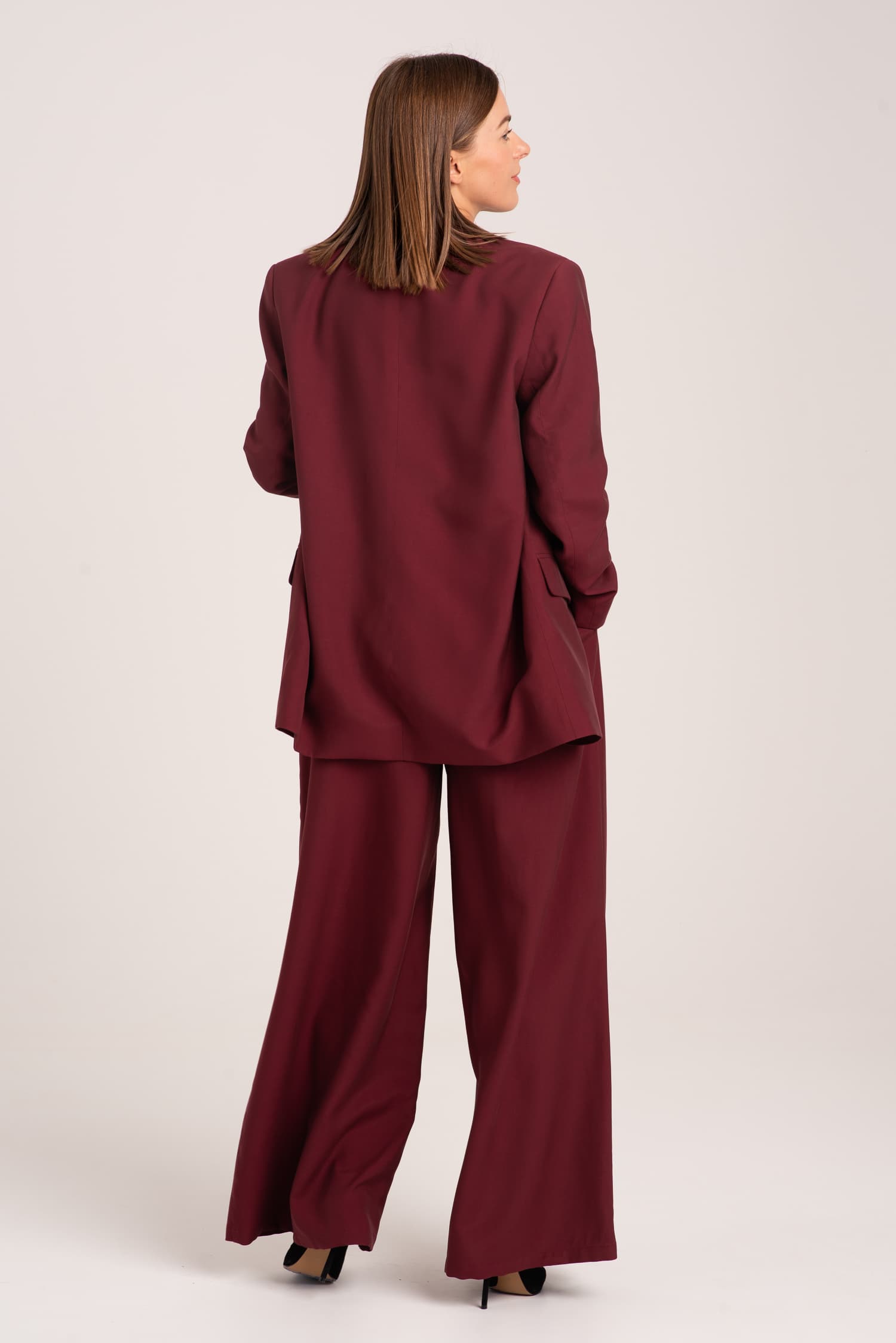 Bordowe spodnie z szerokimi nogawkami Victoria - zdjęcie 4