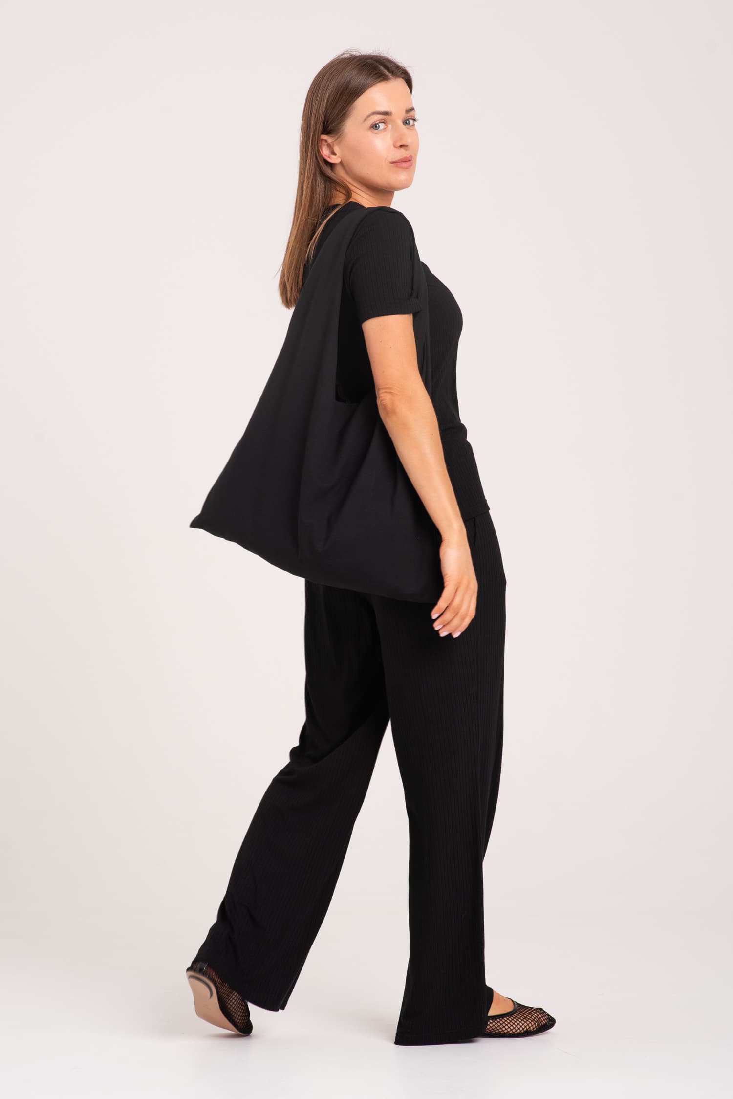 Czarna bawełniana torba - zdjęcie 10