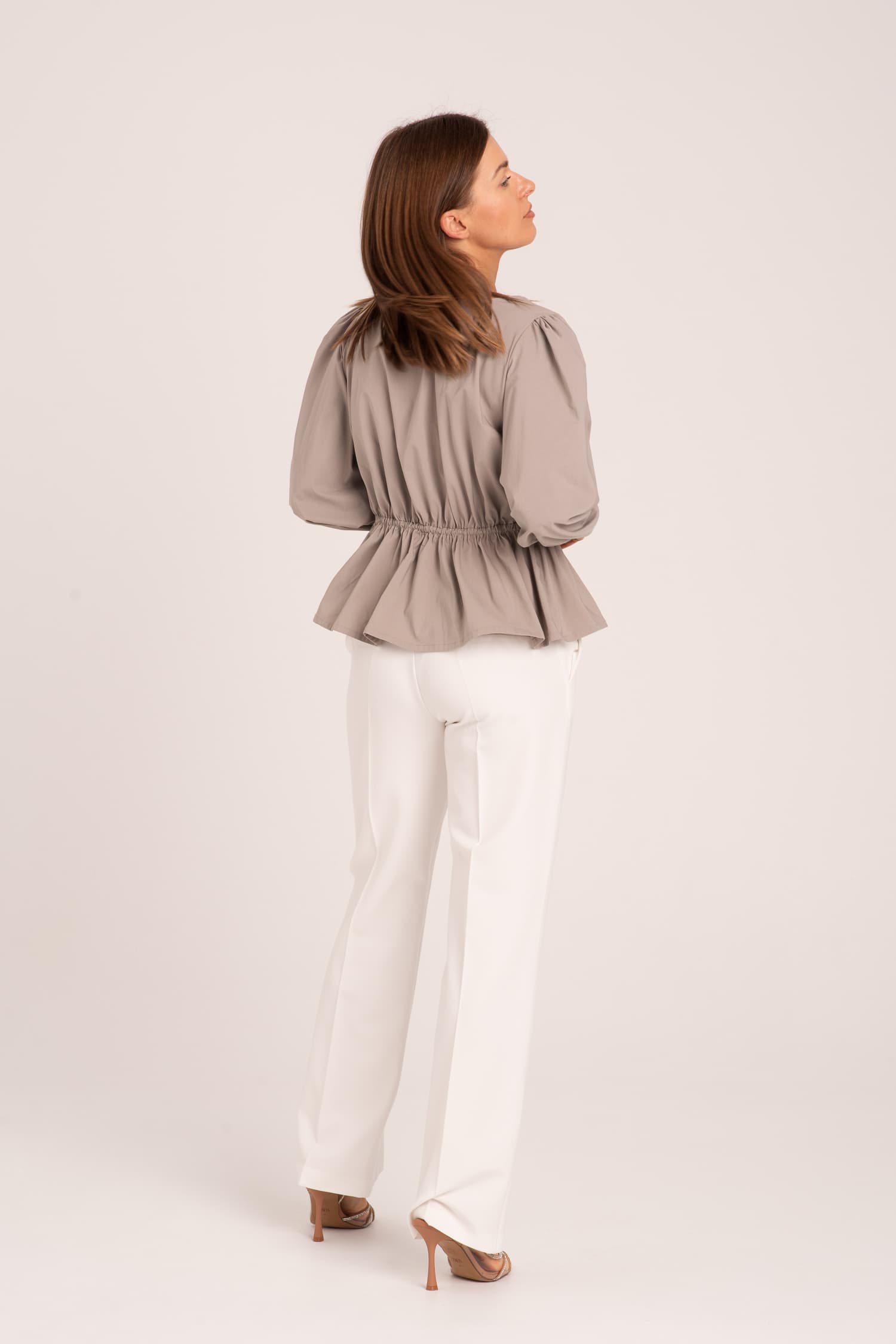 Białe spodnie garniturowe Lana - zdjęcie 4