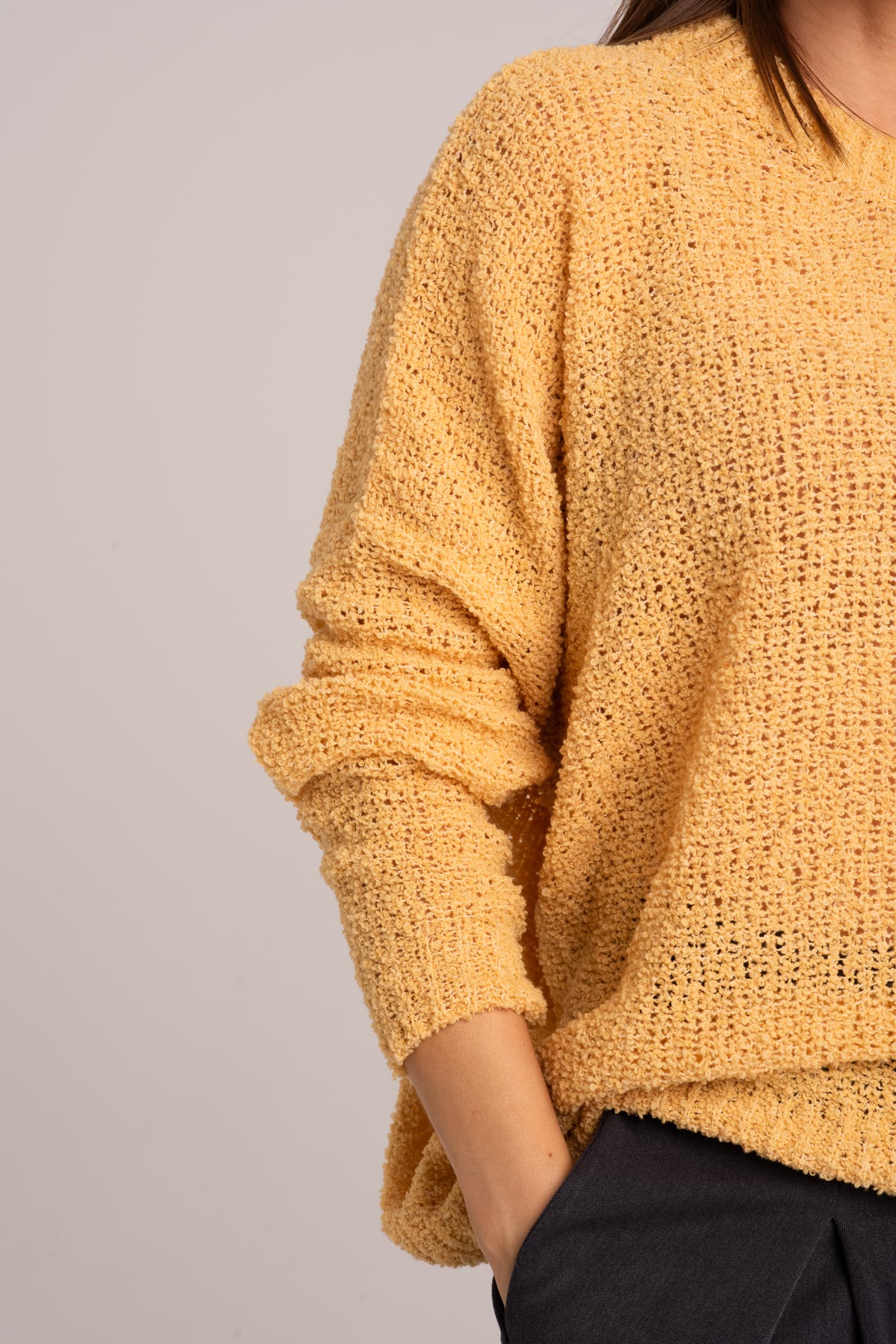 Żółty sweter oversize Suzie - zdjęcie 3