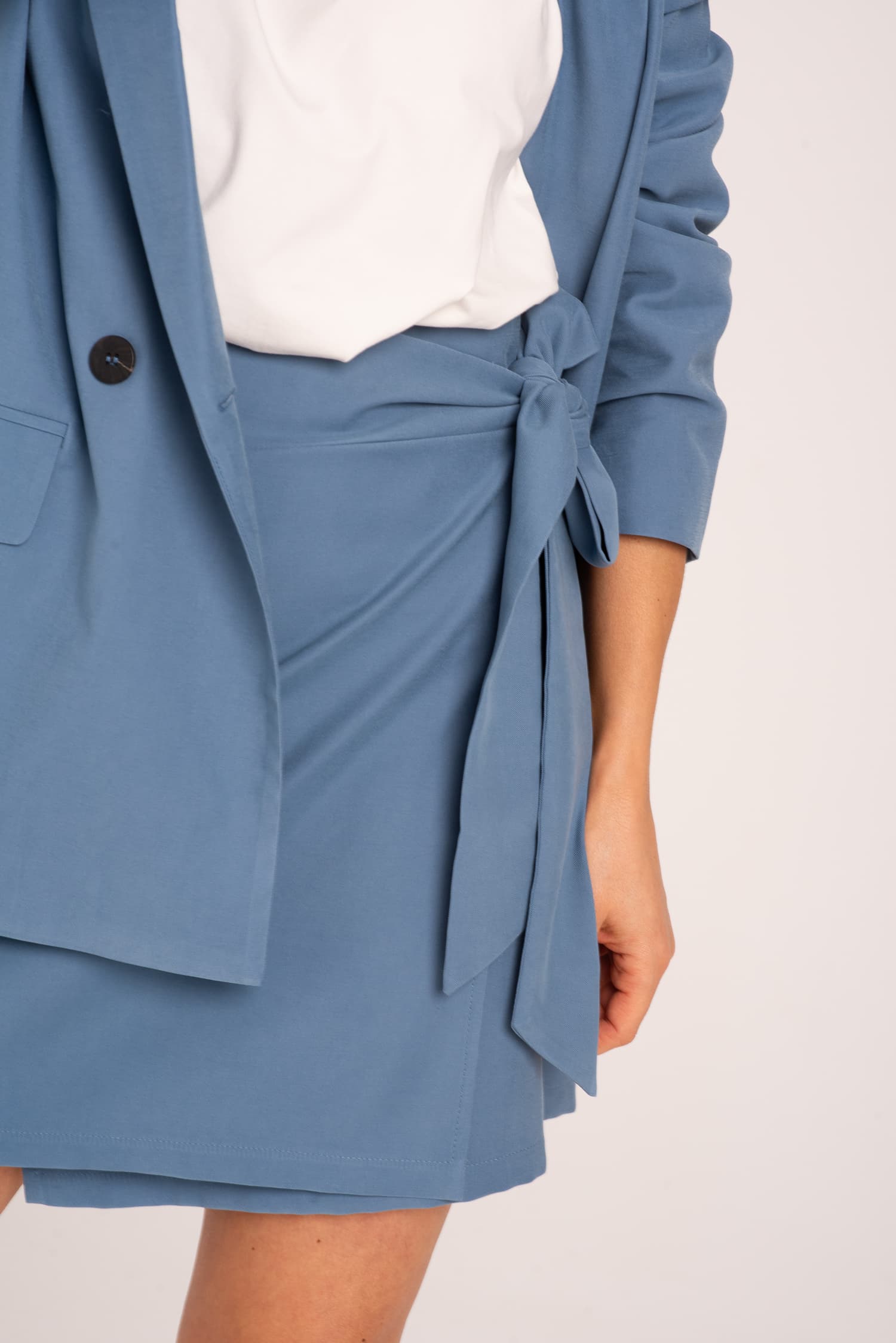 Niebieska spódnica zakładana Muriel - zdjęcie 9